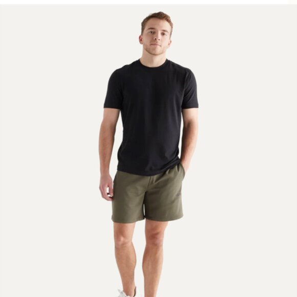 NWT NOBULL Men's Army Green Textured Knit Shorts (7 inch) - Picture 9 of 11